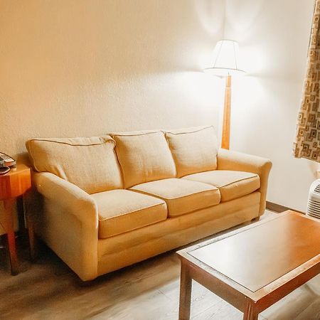 Country Garden & Suites Benton Luaran gambar